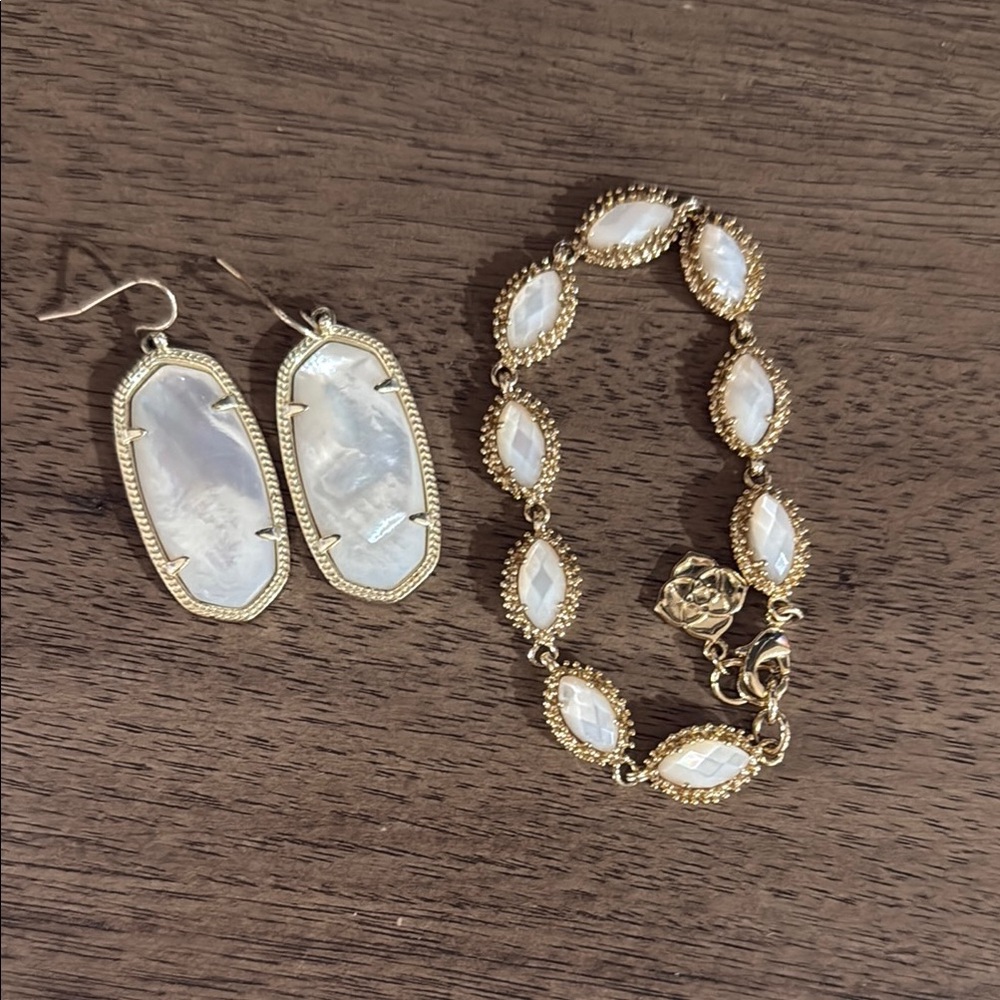 Kendra Scott Gold and White Earrings